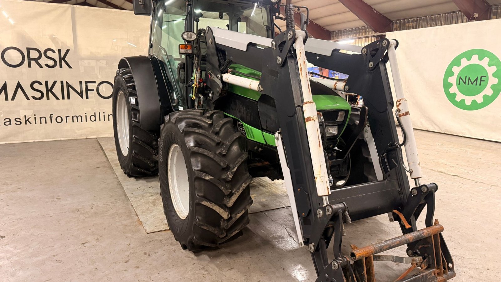 Traktor des Typs Deutz-Fahr 420, Gebrauchtmaschine in Ølen (Bild 8)