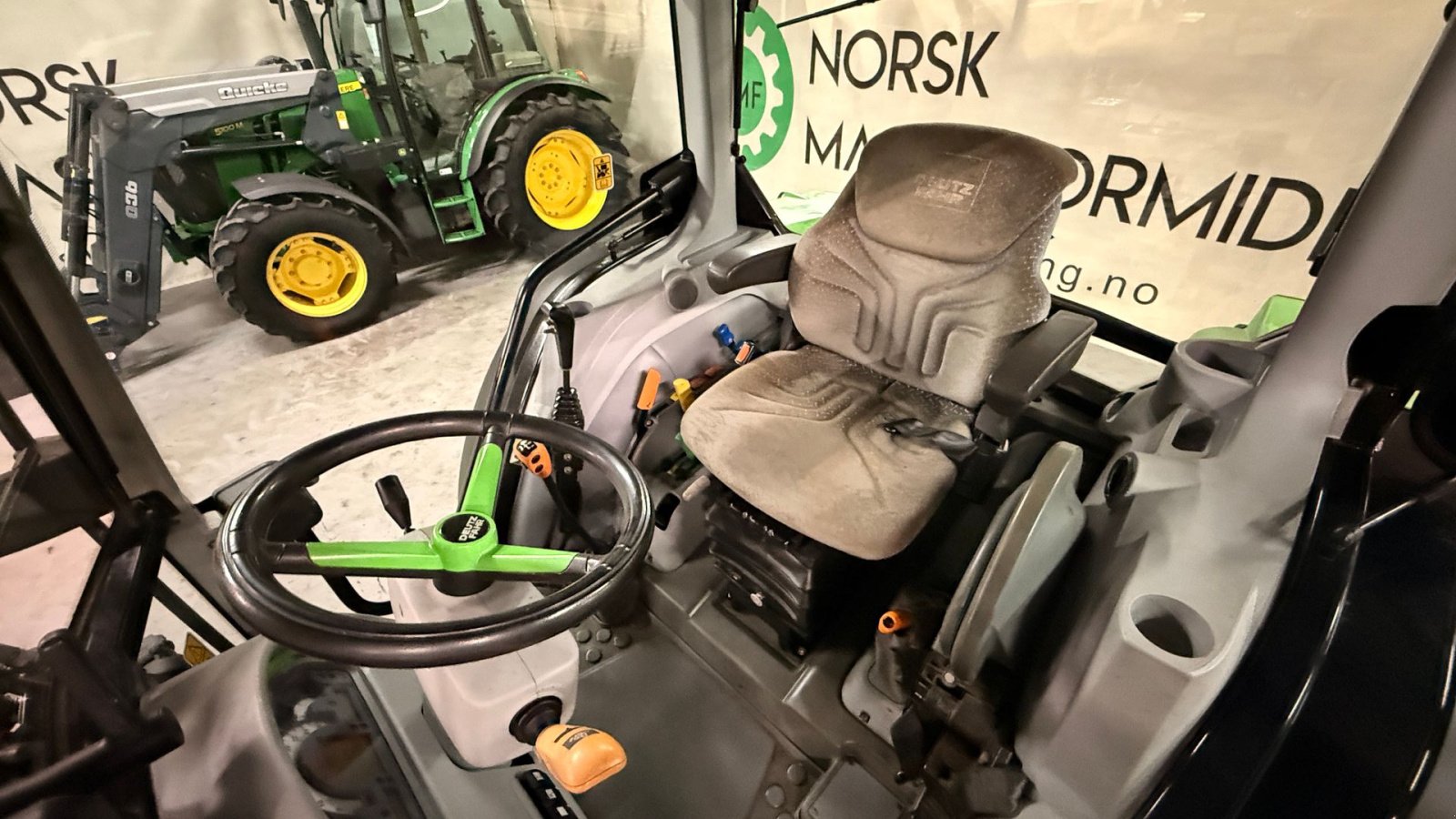 Traktor des Typs Deutz-Fahr 420, Gebrauchtmaschine in Ølen (Bild 13)