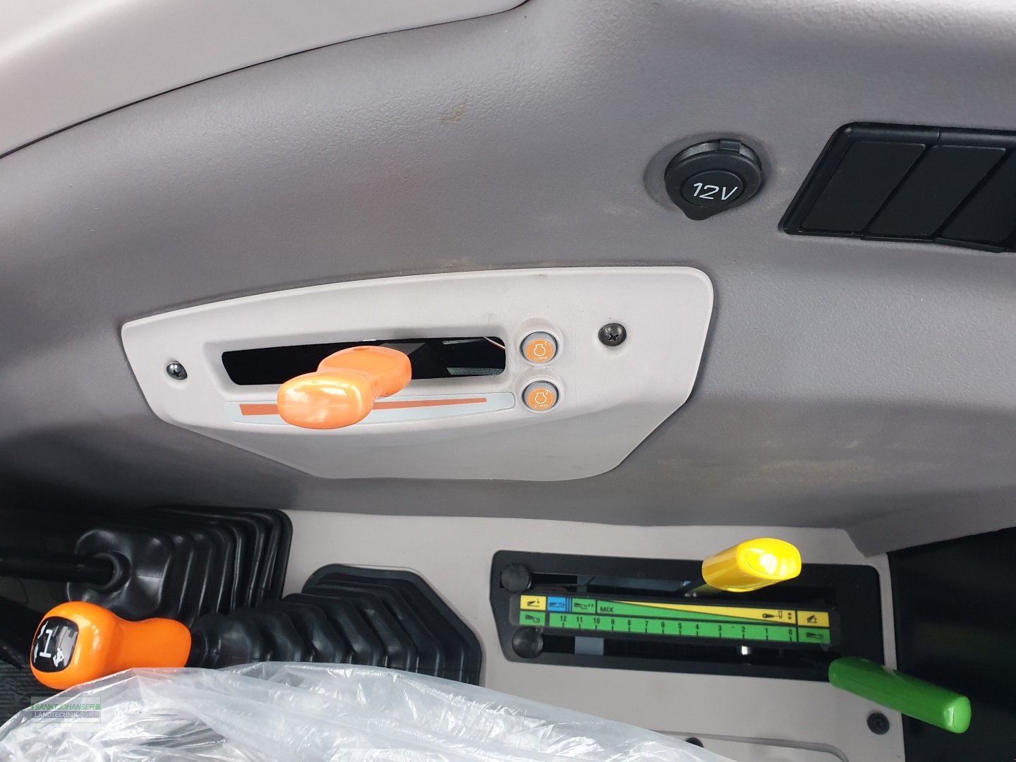 Traktor от тип Deutz-Fahr 5070 D Keyline -Aktionspreis-, Neumaschine в Diessen (Снимка 17)