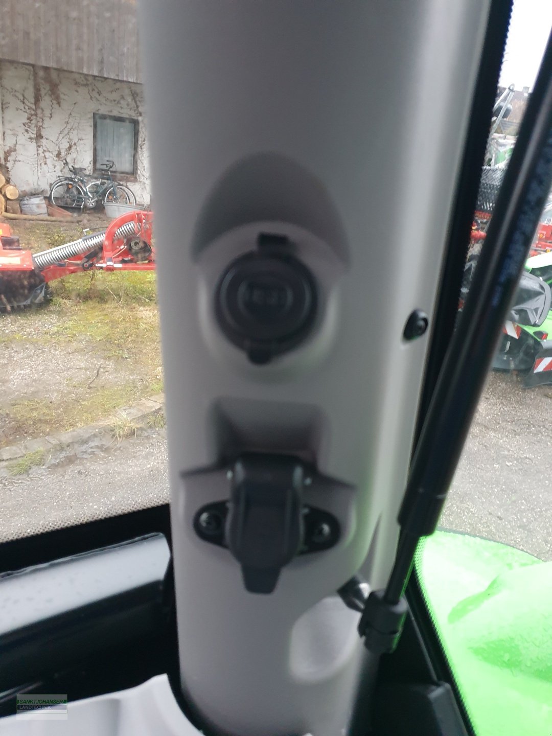 Traktor of the type Deutz-Fahr 5070 D Keyline LS -Aktionspreis-, Neumaschine in Diessen (Picture 18)