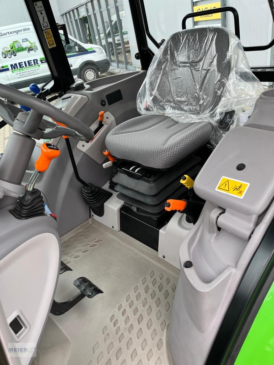 Traktor des Typs Deutz-Fahr 5070 D Keyline, Neumaschine in Delbrück (Bild 8)