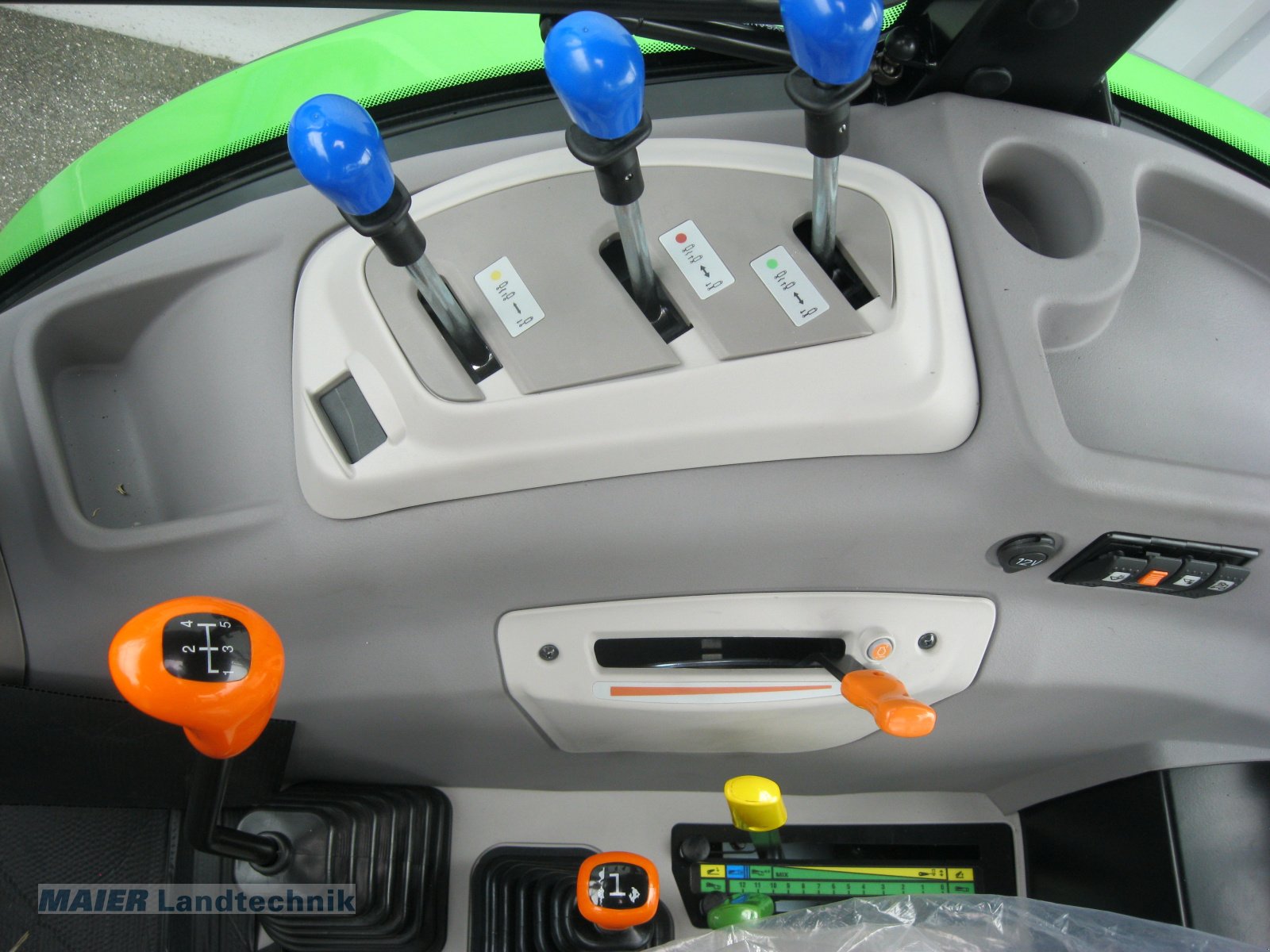 Traktor του τύπου Deutz-Fahr 5070 D Keyline, Neumaschine σε Dieterskirchen (Φωτογραφία 7)