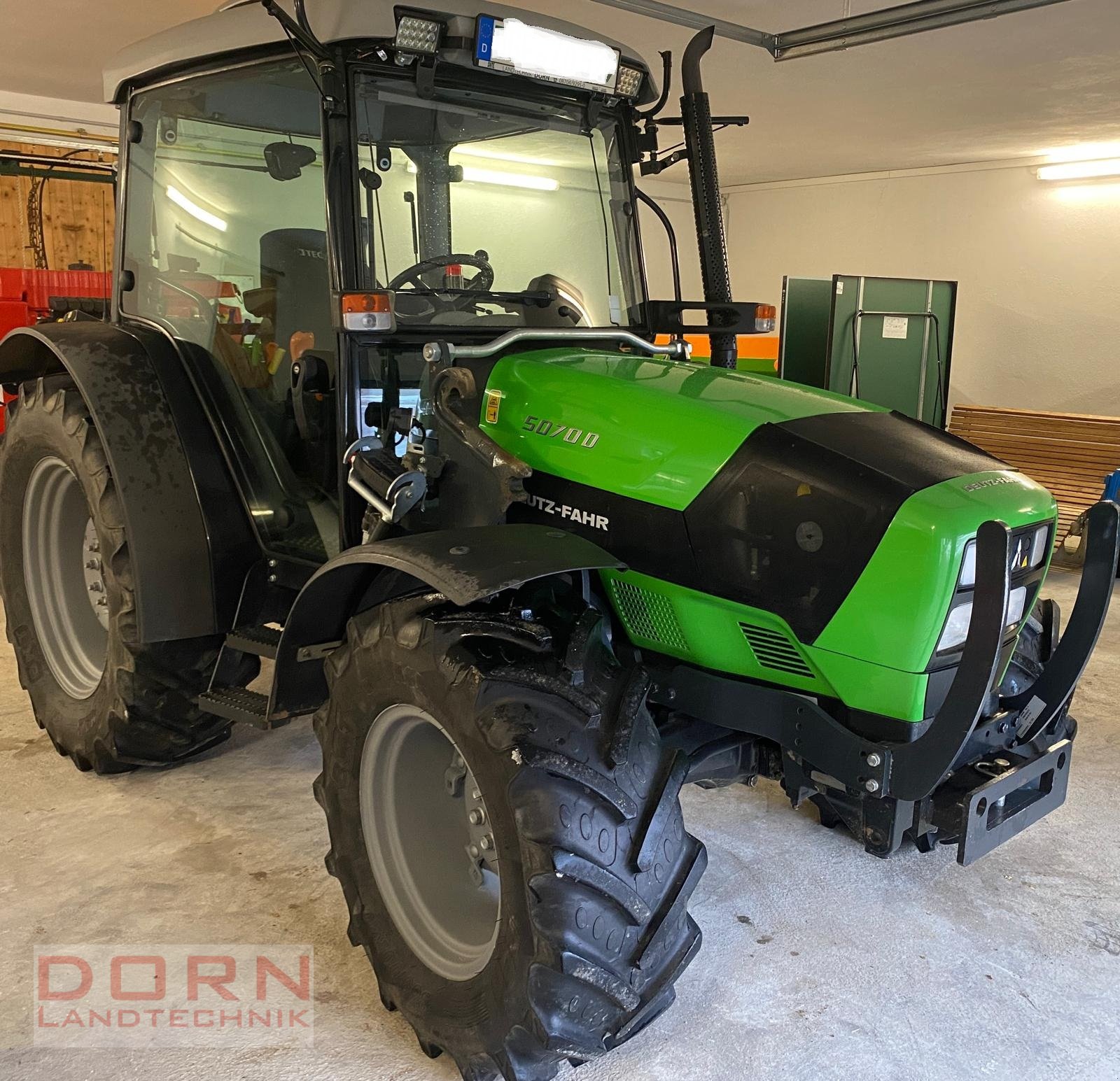 Traktor типа Deutz-Fahr 5070 D + Klima + 3 Fach LS, Gebrauchtmaschine в Bruckberg (Фотография 2)
