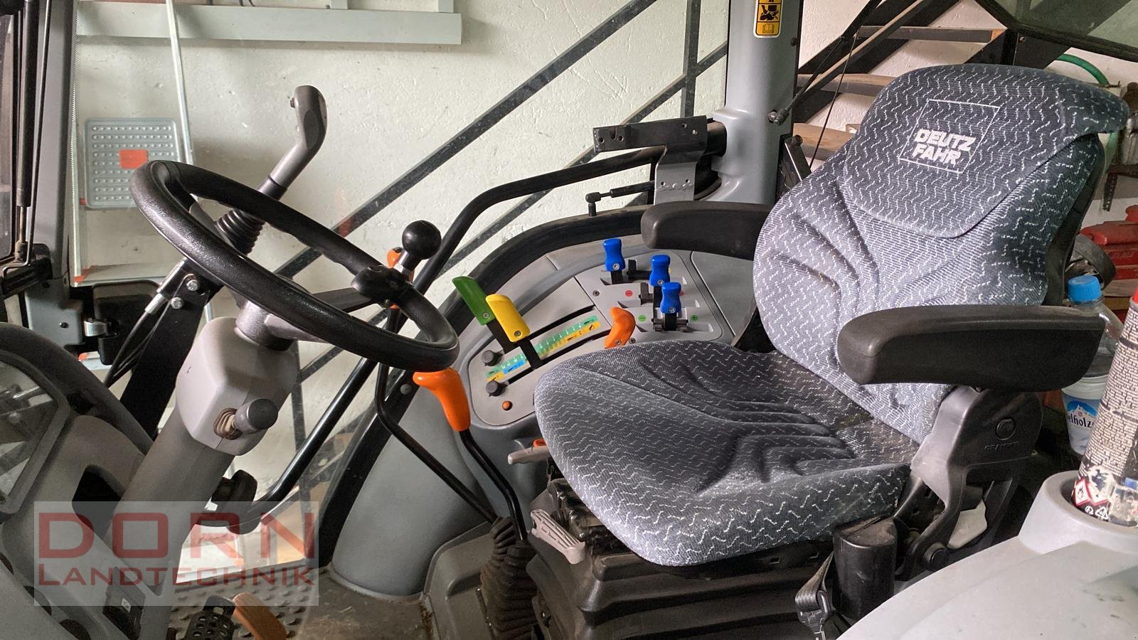 Traktor типа Deutz-Fahr 5070 D + Klima + 3 Fach LS, Gebrauchtmaschine в Bruckberg (Фотография 6)