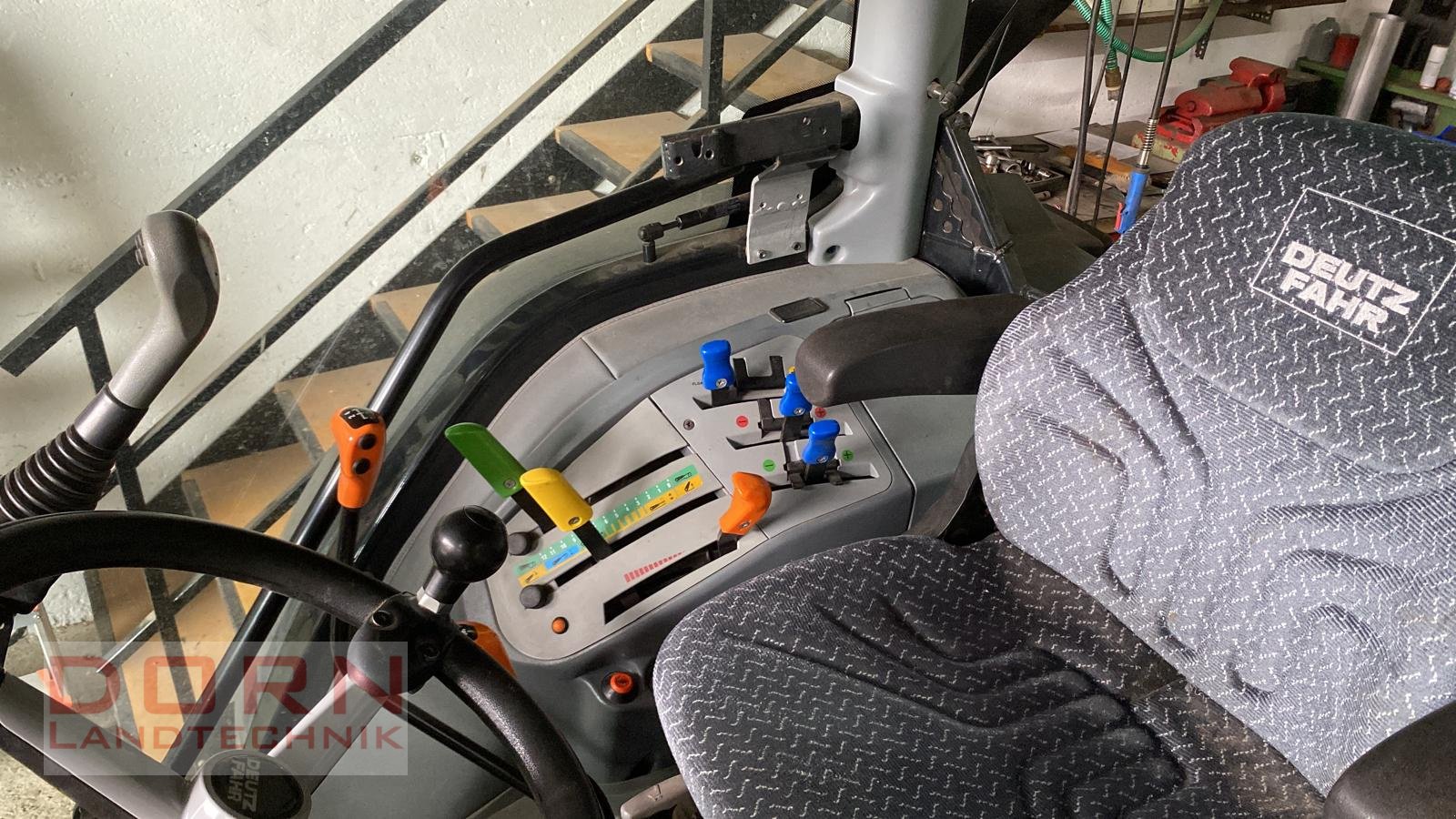 Traktor типа Deutz-Fahr 5070 D + Klima + 3 Fach LS, Gebrauchtmaschine в Bruckberg (Фотография 7)