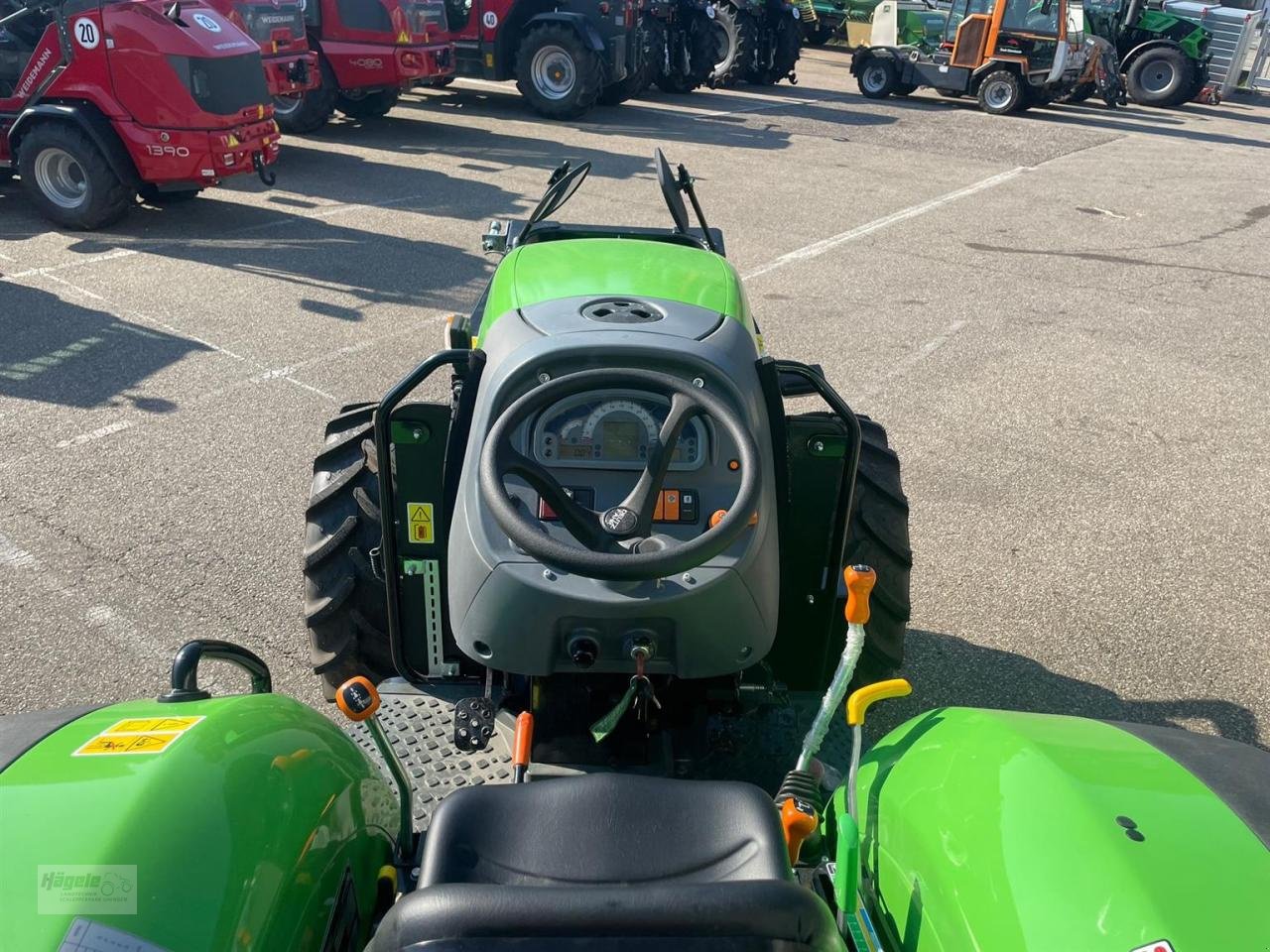 Traktor of the type Deutz-Fahr 5070 DF KEYLINE, Neumaschine in Uhingen (Picture 6)