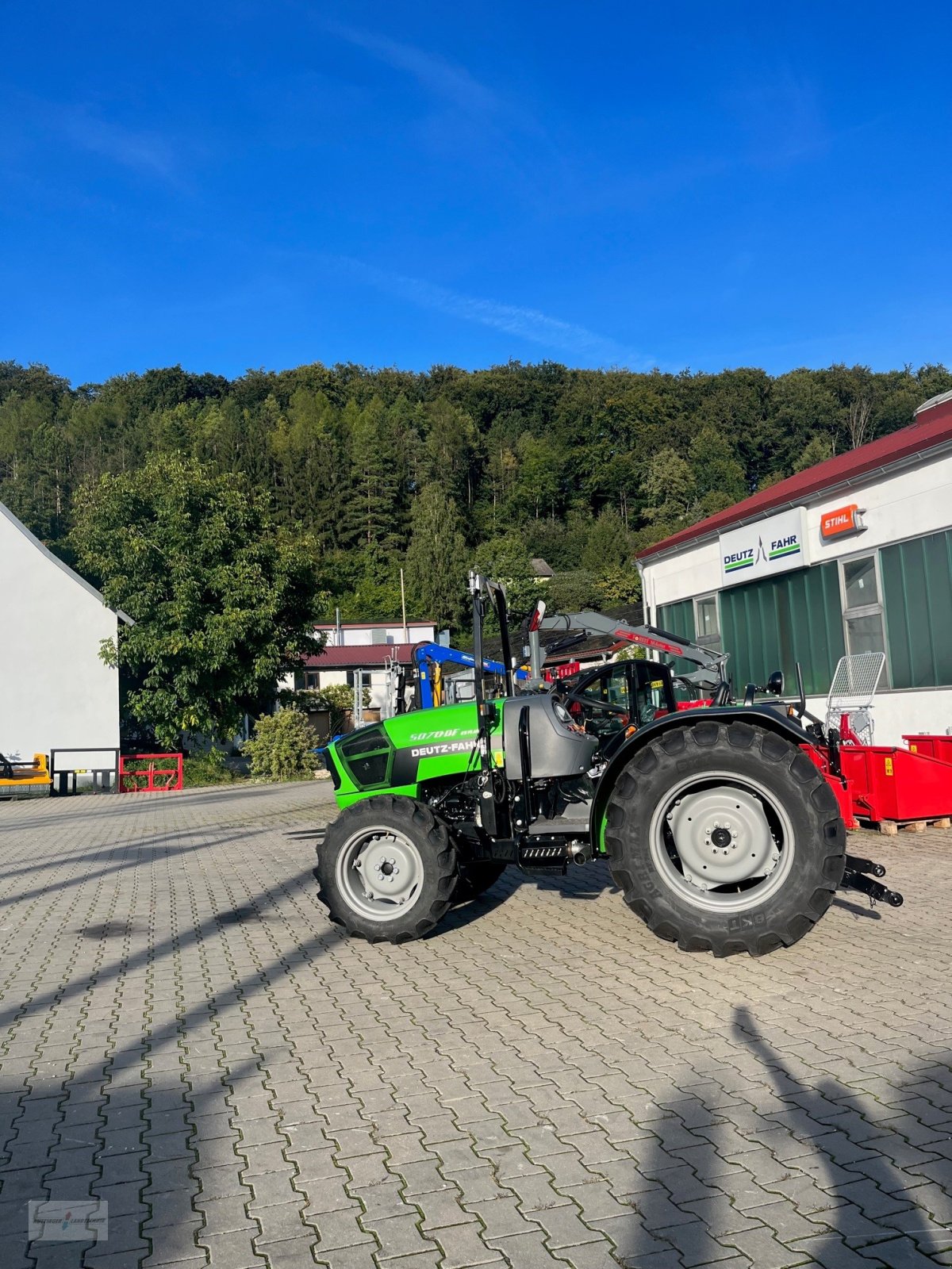 Traktor des Typs Deutz-Fahr 5070 DF Keyline, Neumaschine in Treuchtlingen (Bild 6)