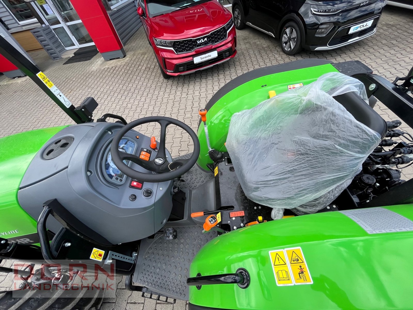 Traktor typu Deutz-Fahr 5070 DF Keyline, Neumaschine v Bruckberg (Obrázek 4)