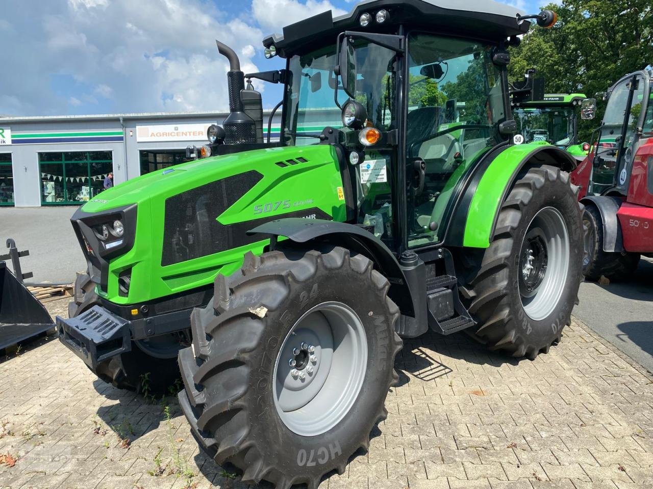 Traktor des Typs Deutz-Fahr 5075 Keyline GS, Neumaschine in Eslohe–Bremke (Bild 1)