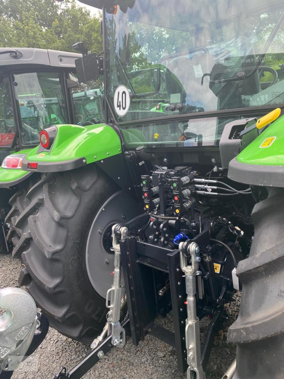 Traktor of the type Deutz-Fahr 5075 Keyline GS, Neumaschine in Eslohe–Bremke (Picture 3)