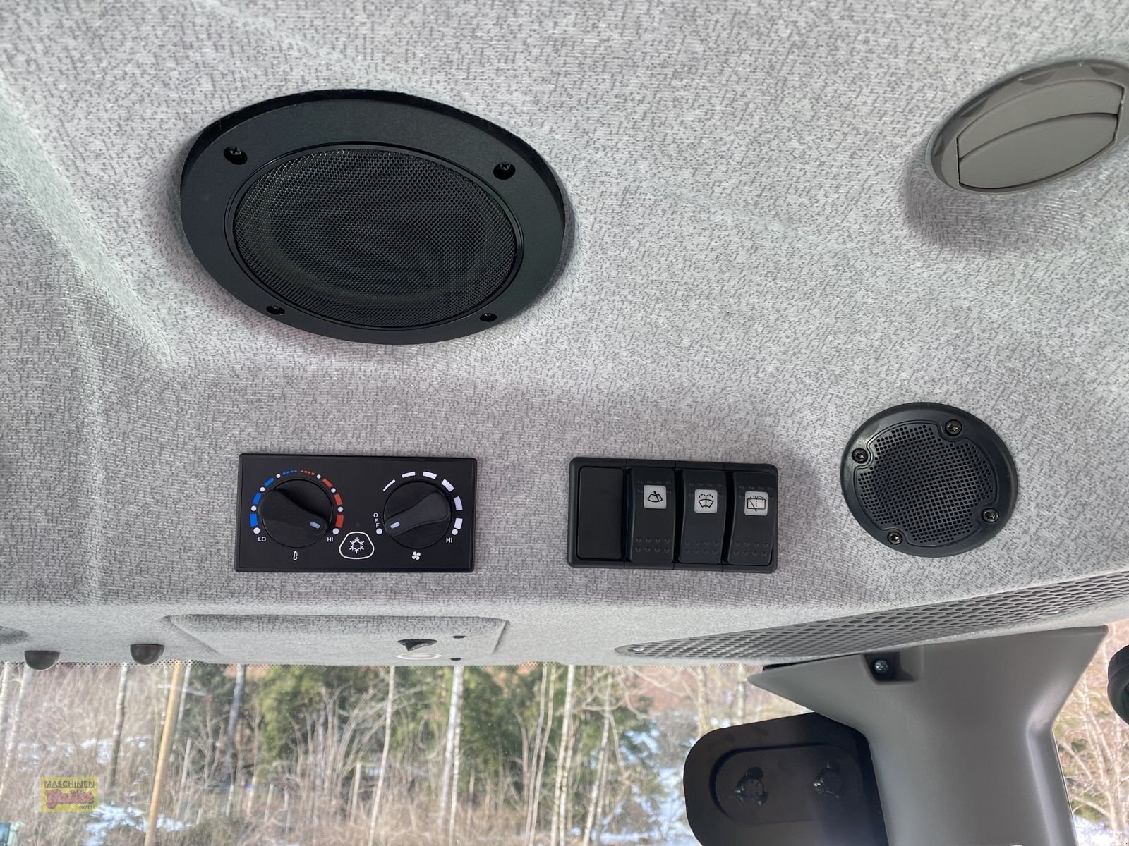 Traktor of the type Deutz-Fahr 5075 Keyline, Neumaschine in Kötschach (Picture 25)