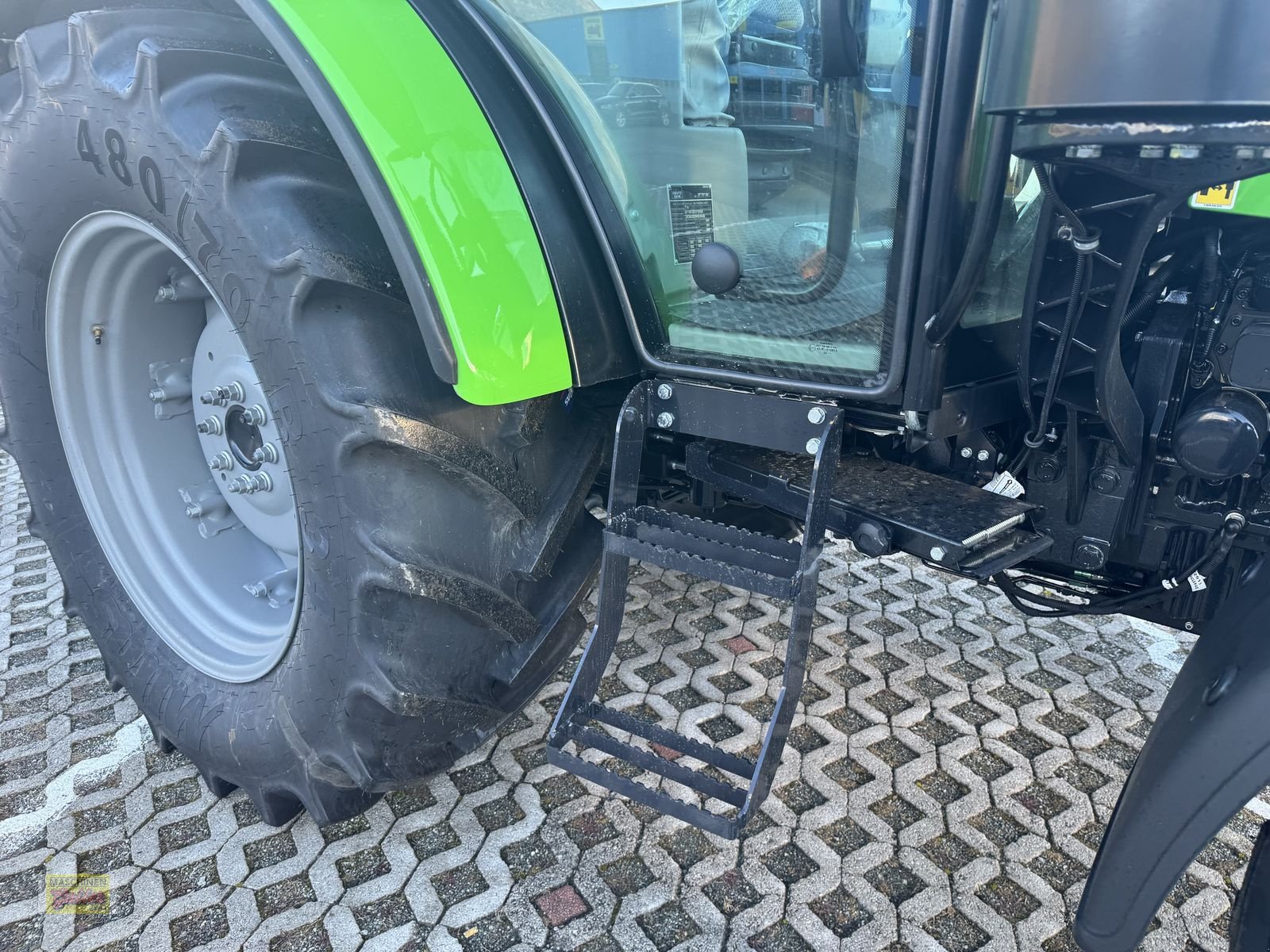 Traktor des Typs Deutz-Fahr 5075 Keyline, Neumaschine in Kötschach (Bild 16)