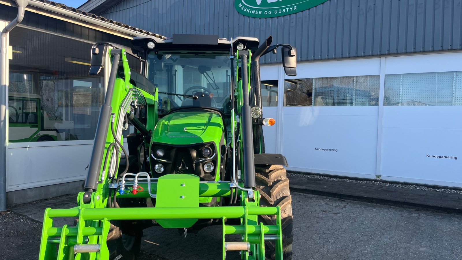 Traktor des Typs Deutz-Fahr 5080 D Keyline Inkl. STOLL Solid 35-18 frontlæsser, Gebrauchtmaschine in Vejle (Bild 3)