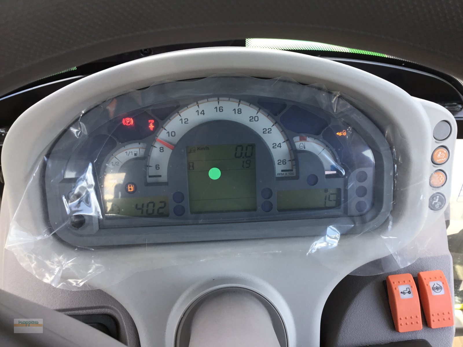 Traktor of the type Deutz-Fahr 5080 D KEYLINE, Neumaschine in Niederstetten (Picture 5)