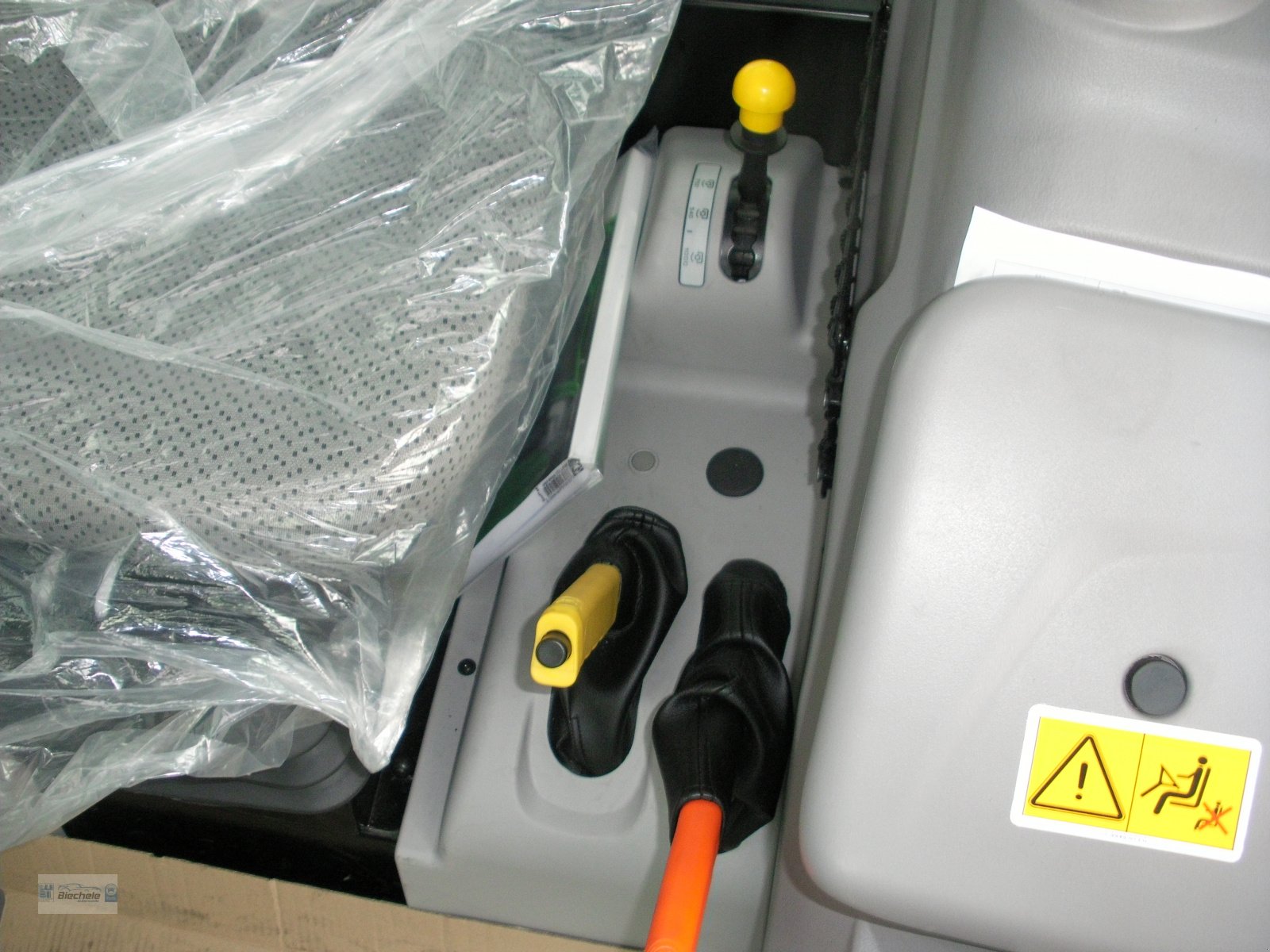 Traktor του τύπου Deutz-Fahr 5080 D KEYLINE, Neumaschine σε Bronnen (Φωτογραφία 10)