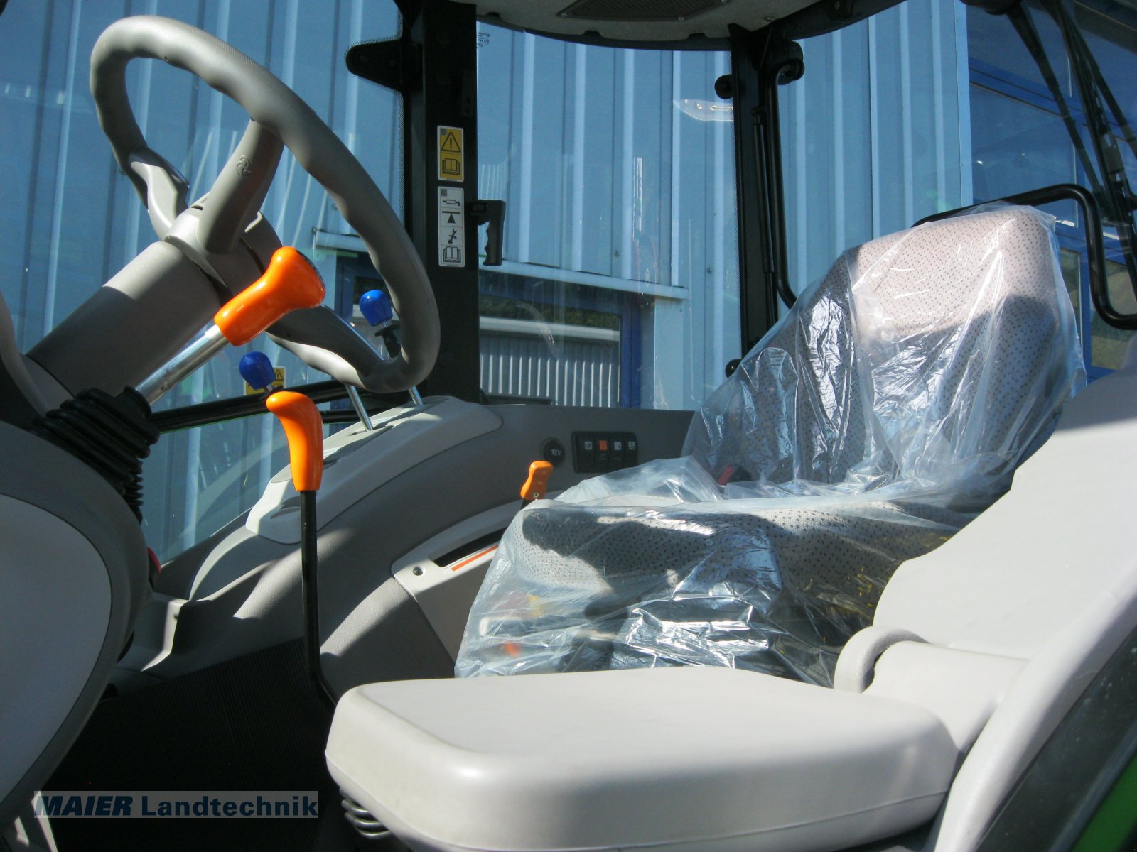 Traktor Türe ait Deutz-Fahr 5080 D Keyline, Neumaschine içinde Dieterskirchen (resim 5)