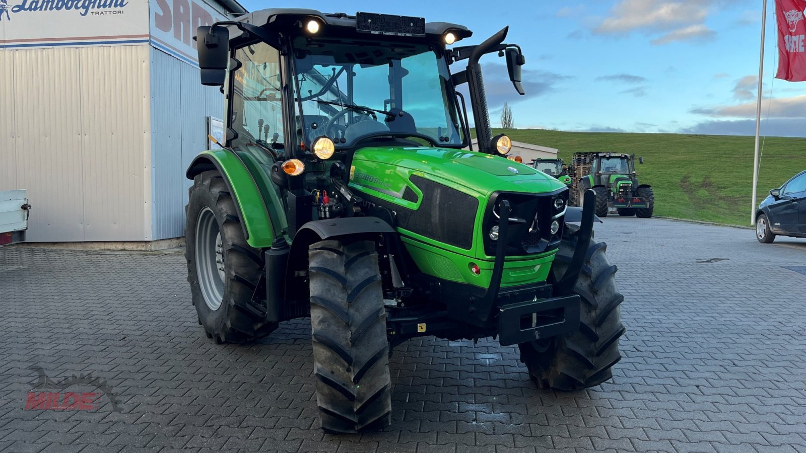 Traktor типа Deutz-Fahr 5080 D KEYLINE, Gebrauchtmaschine в Gebenbach (Фотография 2)