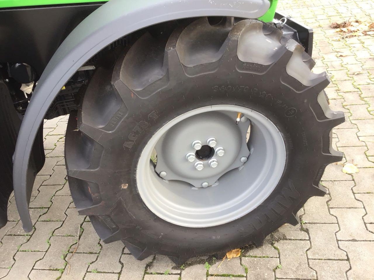 Traktor des Typs Deutz-Fahr 5080 D Keyline, Neumaschine in Burgbernheim (Bild 12)