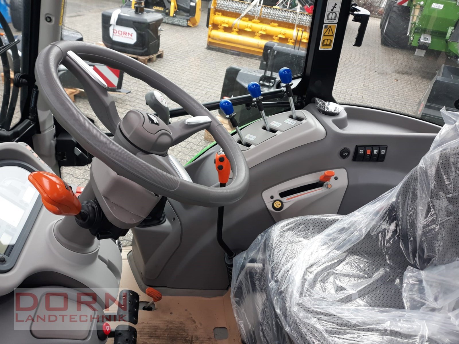 Traktor van het type Deutz-Fahr 5080D/GS mit Klima ohne Ad Blue, Neumaschine in Bruckberg (Foto 5)