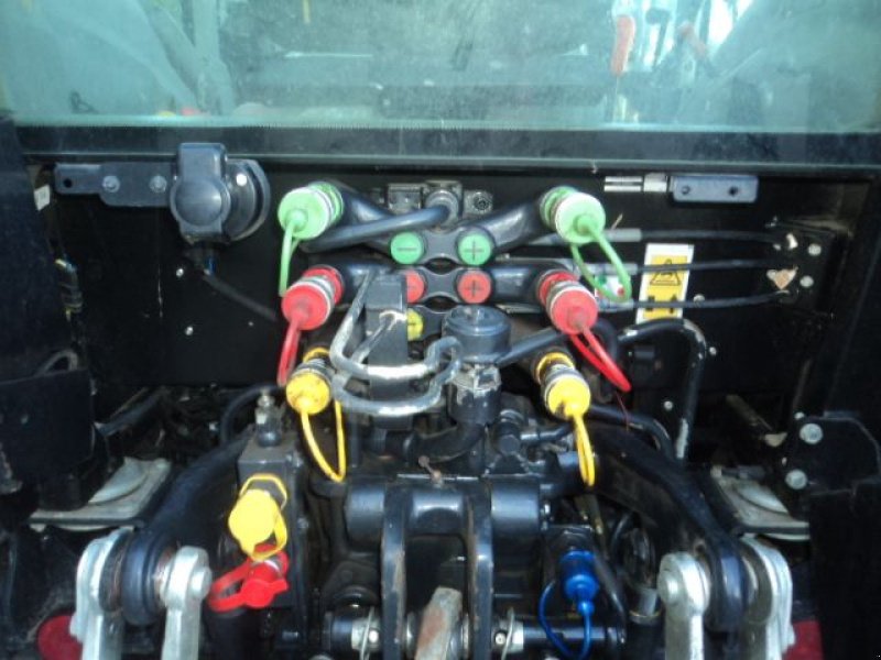 Traktor типа Deutz-Fahr 5080D KL + STOLL, Gebrauchtmaschine в MOULLE (Фотография 5)