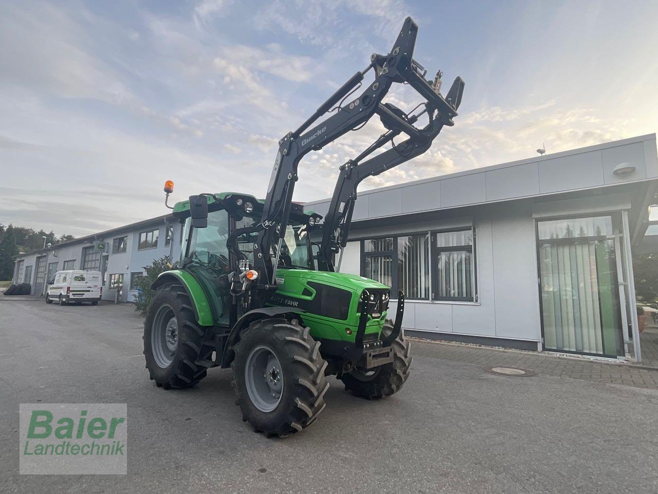 Traktor des Typs Deutz-Fahr 5080D, Gebrauchtmaschine in OBERNDORF-HOCHMOESSINGEN (Bild 2)