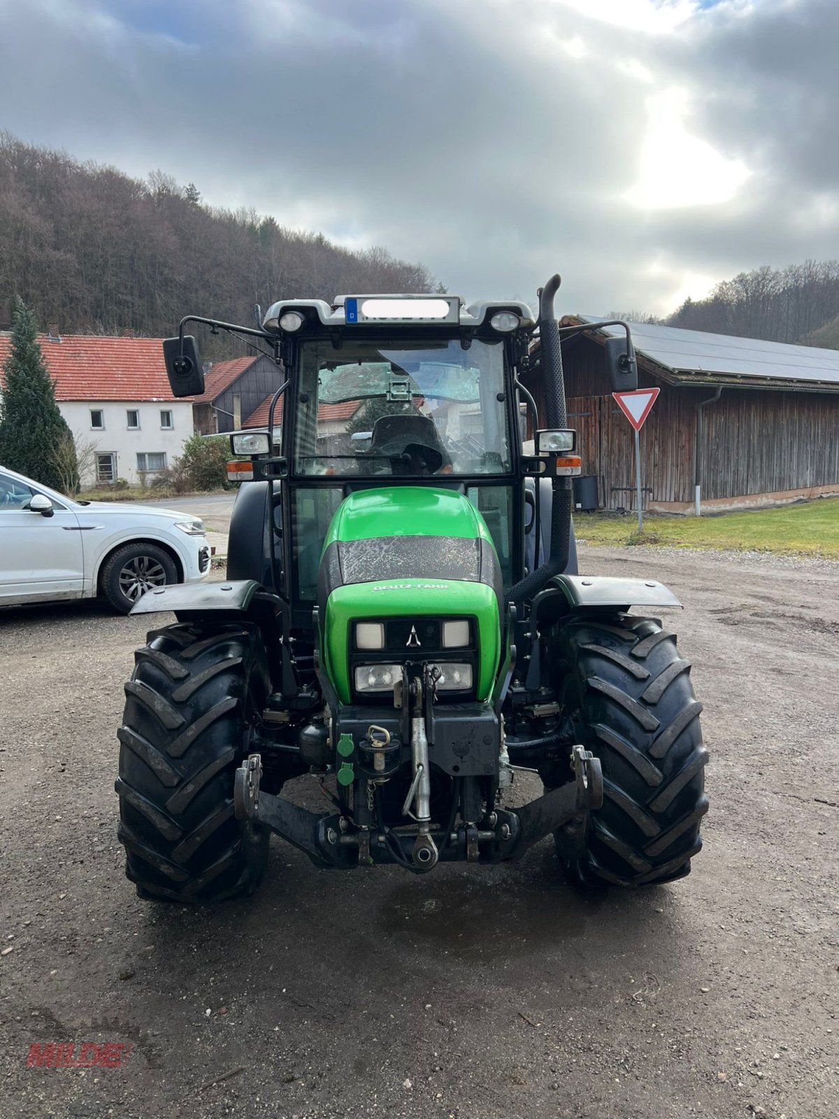 Traktor of the type Deutz-Fahr 5085 D GS, Gebrauchtmaschine in Gebenbach (Picture 2)