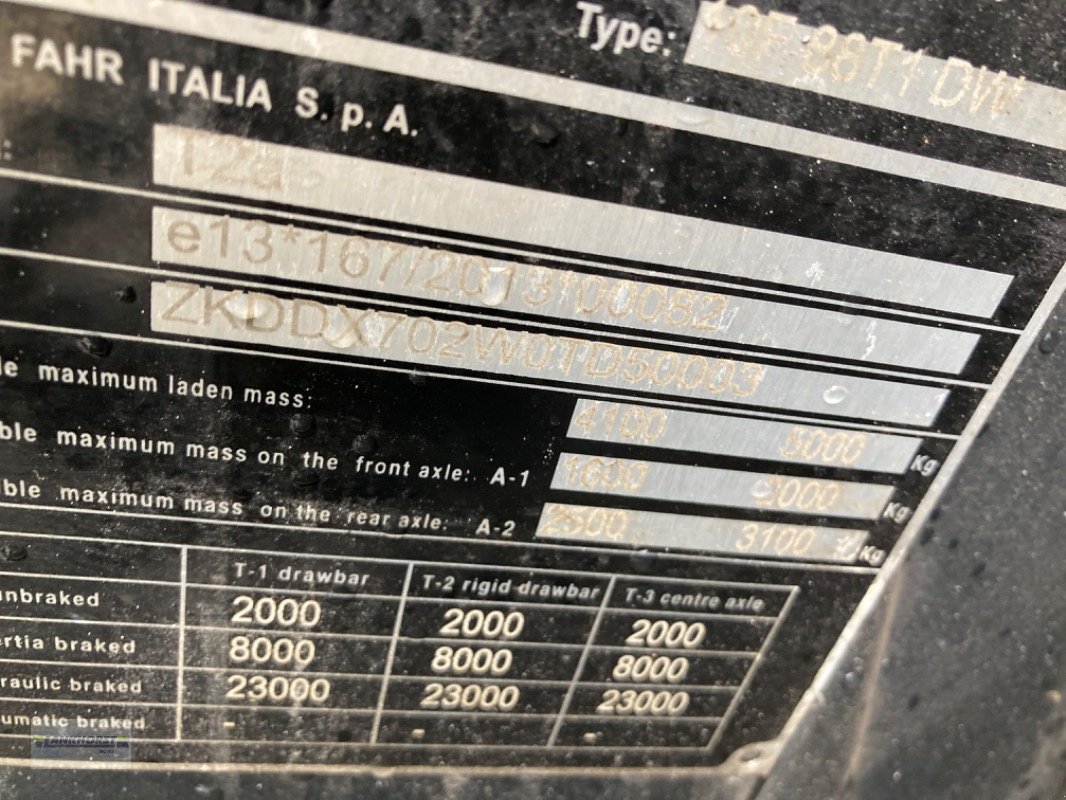 Traktor типа Deutz-Fahr 5090 DF, Gebrauchtmaschine в Aurich (Фотография 11)