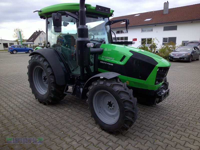Traktor des Typs Deutz-Fahr 5090 G GS mit Industrielader, Gebrauchtmaschine in Buchdorf (Bild 1)