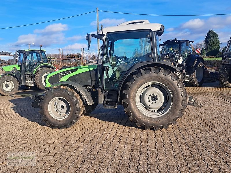 Traktor des Typs Deutz-Fahr 5090.4 D  original 930 Stunden , Klima , Druckluft !!!, Gebrauchtmaschine in Leichlingen (Bild 7)