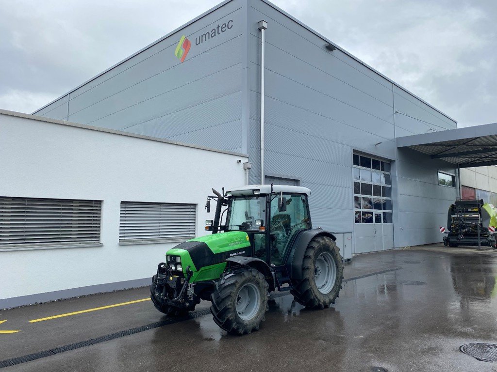Traktor типа Deutz-Fahr 5090.4 D, Gebrauchtmaschine в Domdidier (Фотография 1)
