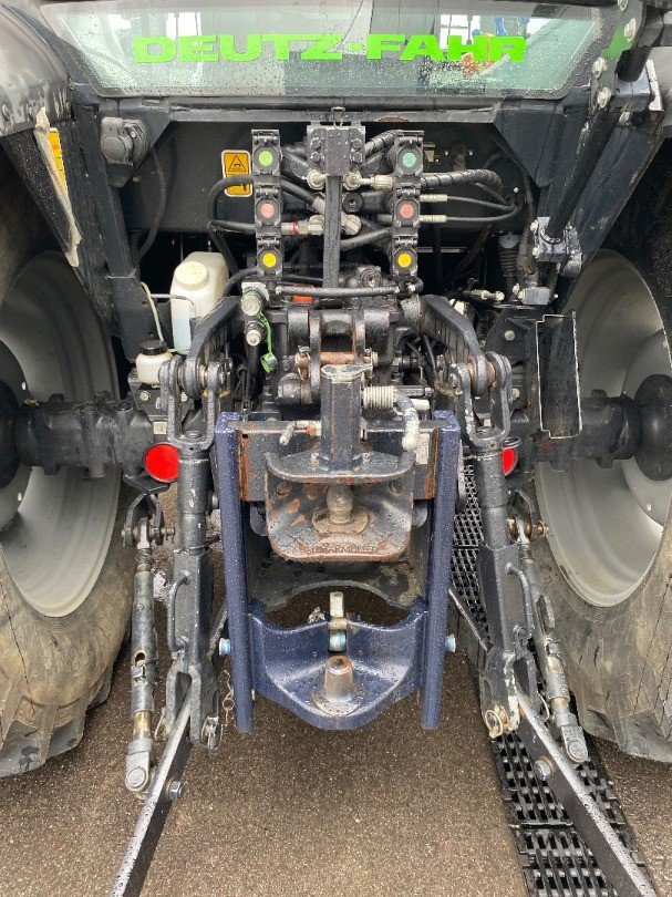 Traktor типа Deutz-Fahr 5090.4 D, Gebrauchtmaschine в Domdidier (Фотография 7)