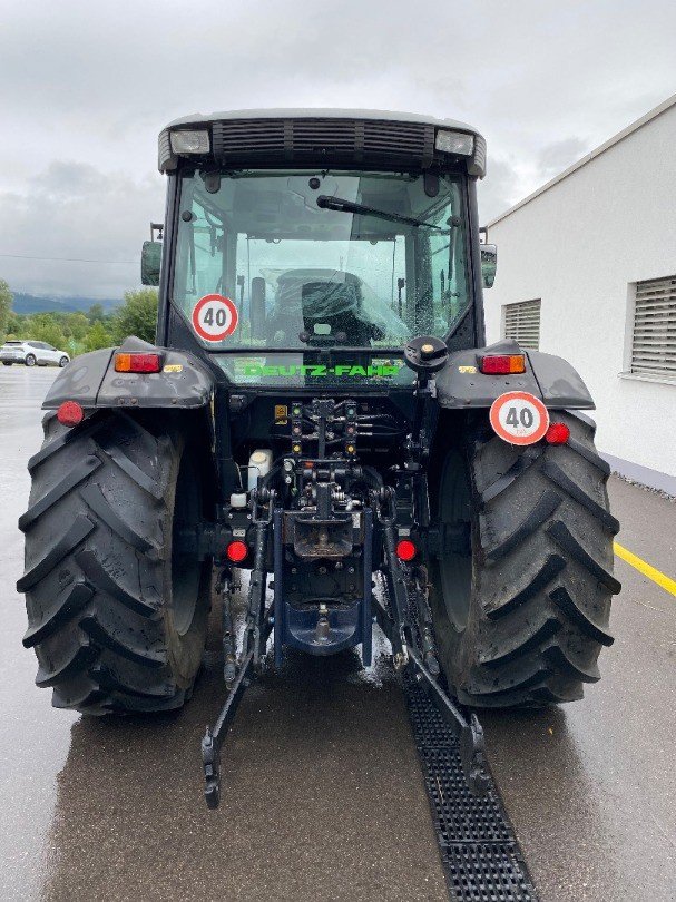 Traktor типа Deutz-Fahr 5090.4 D, Gebrauchtmaschine в Domdidier (Фотография 5)