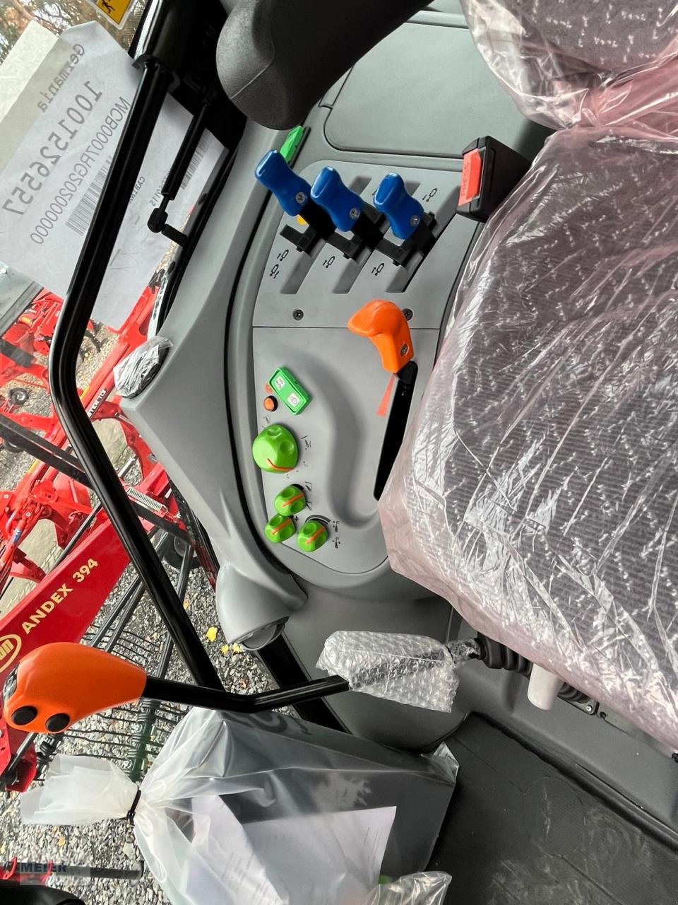 Traktor of the type Deutz-Fahr 5095 D GS, Neumaschine in Delbrück (Picture 5)