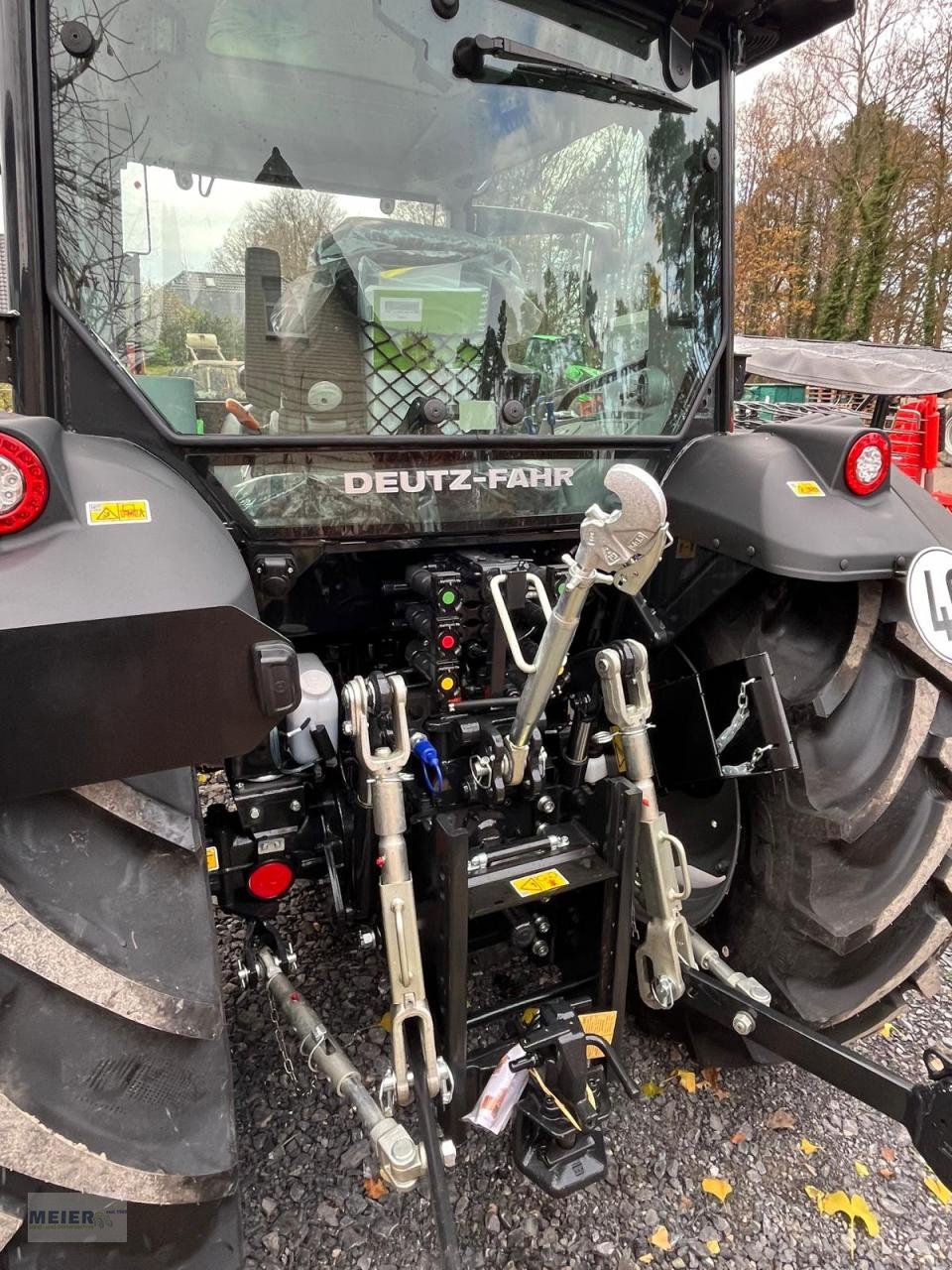 Traktor of the type Deutz-Fahr 5095 D GS, Neumaschine in Delbrück (Picture 7)