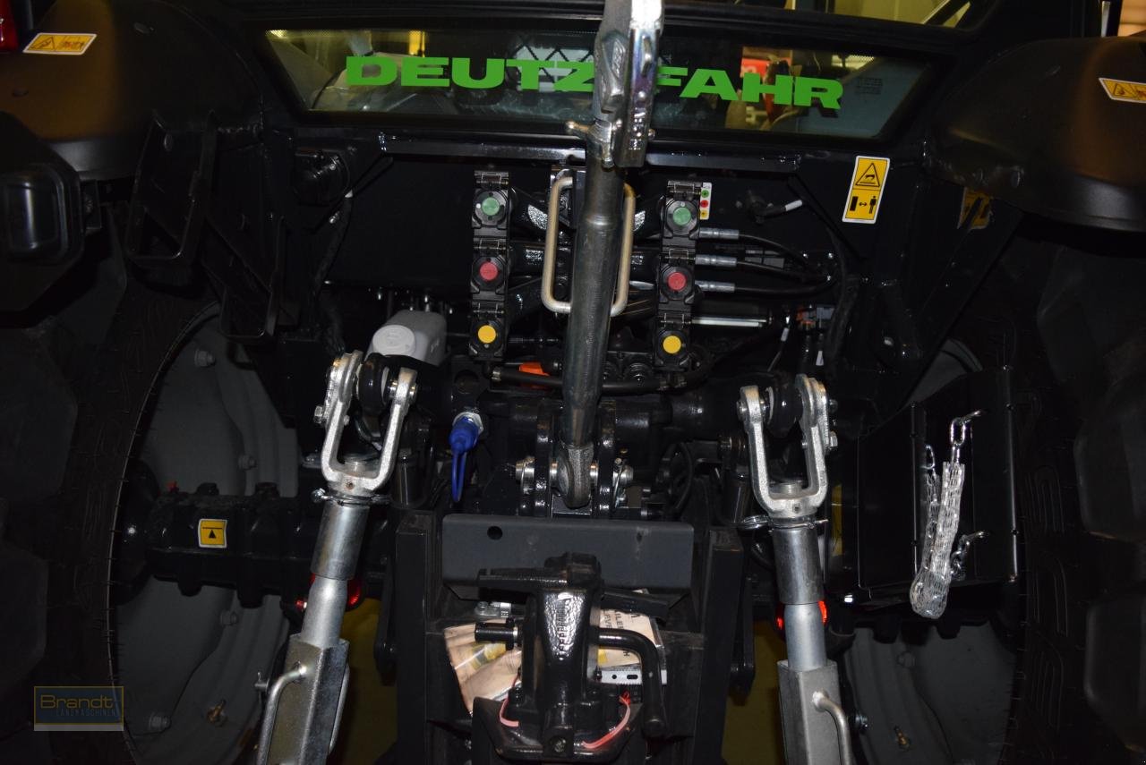 Traktor van het type Deutz-Fahr 5095 D GS, Neumaschine in Oyten (Foto 5)