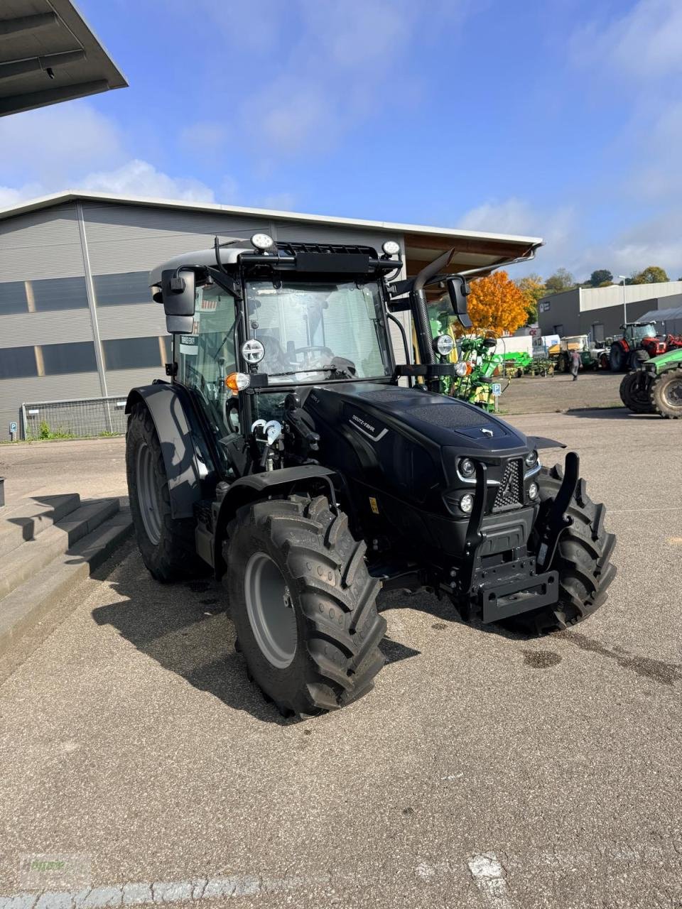 Traktor des Typs Deutz-Fahr 5095 D GS, Neumaschine in Uhingen (Bild 2)