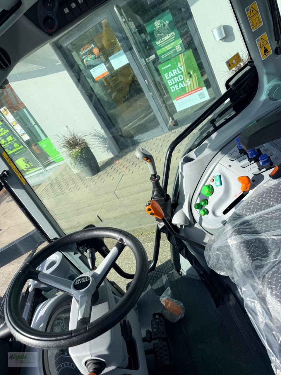 Traktor des Typs Deutz-Fahr 5095 D GS, Neumaschine in Uhingen (Bild 5)