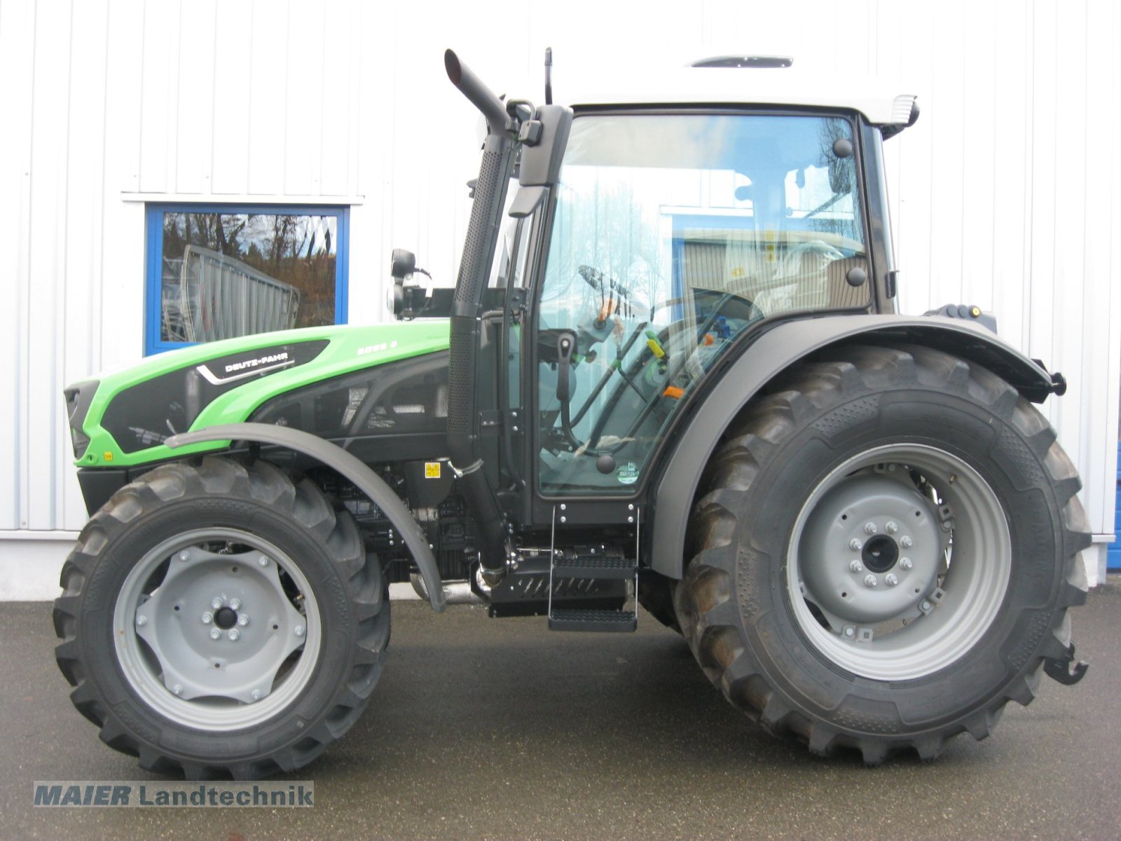 Traktor Türe ait Deutz-Fahr 5095 D GS, Neumaschine içinde Dieterskirchen (resim 2)
