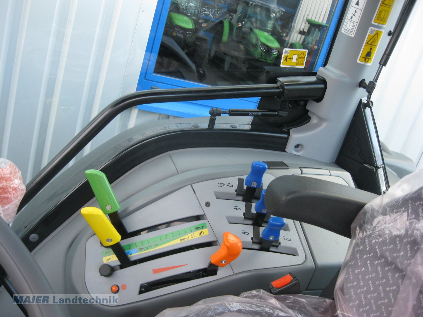 Traktor Türe ait Deutz-Fahr 5095 D GS, Neumaschine içinde Dieterskirchen (resim 8)