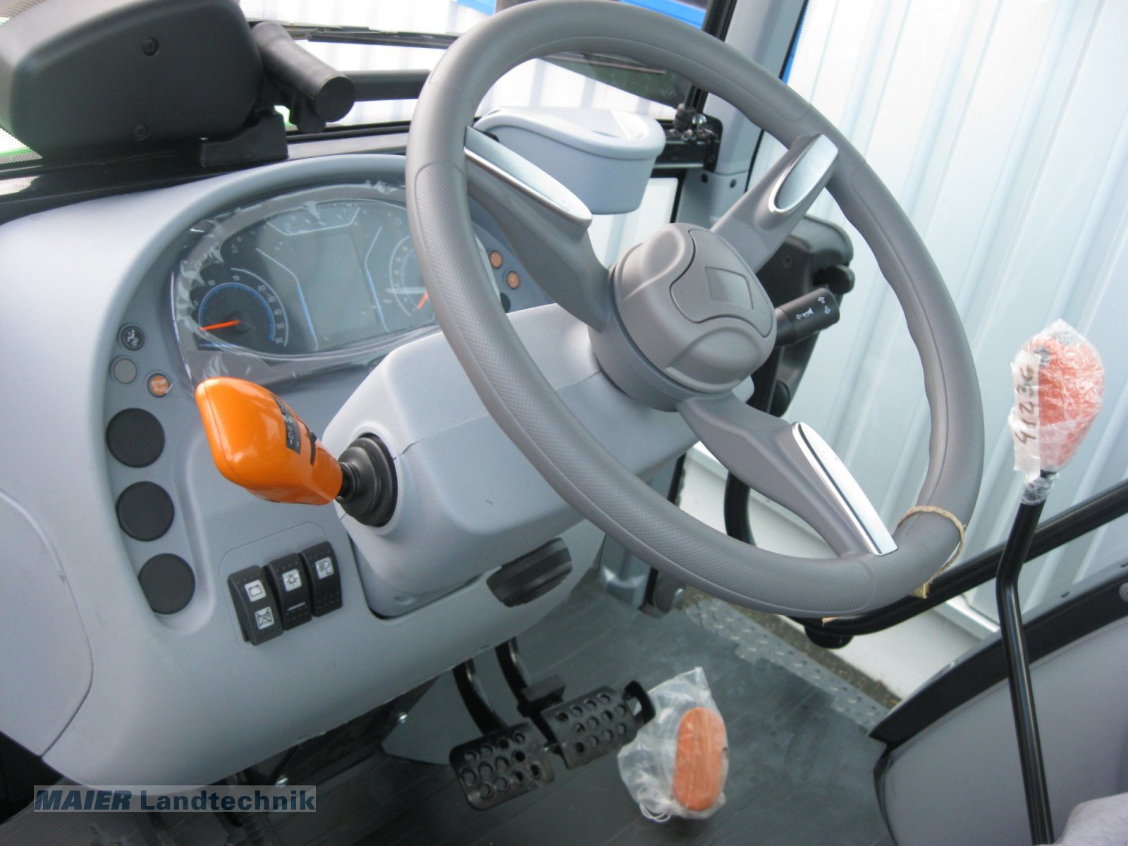 Traktor Türe ait Deutz-Fahr 5095 D GS, Neumaschine içinde Dieterskirchen (resim 9)