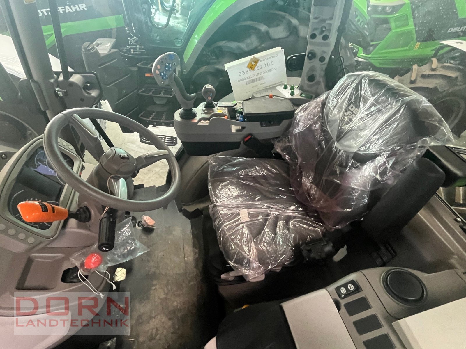 Traktor des Typs Deutz-Fahr 5095 D TTV  AKTION bis 1.04.24, Neumaschine in Bruckberg (Bild 4)