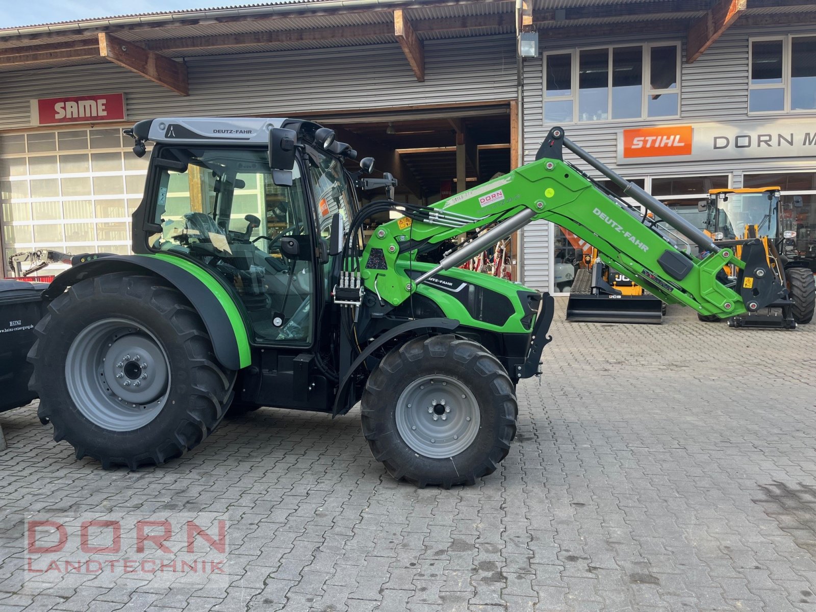 Traktor del tipo Deutz-Fahr 5095 D TTV AKTION  Frontlader 1,- €, Neumaschine en Bruckberg (Imagen 3)