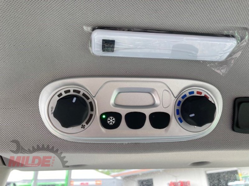 Traktor des Typs Deutz-Fahr 5095 D TTV, Neumaschine in Elsteraue-Bornitz (Bild 9)