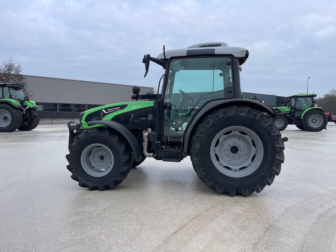Traktor des Typs Deutz-Fahr 5095 D, Gebrauchtmaschine in Holten (Bild 2)