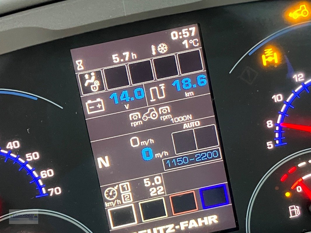 Traktor van het type Deutz-Fahr 5095 DF TTV, Neumaschine in Aurich (Foto 18)