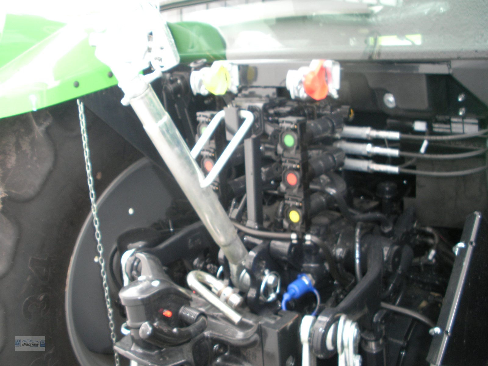 Traktor des Typs Deutz-Fahr 5095 GS, Neumaschine in Bronnen (Bild 6)