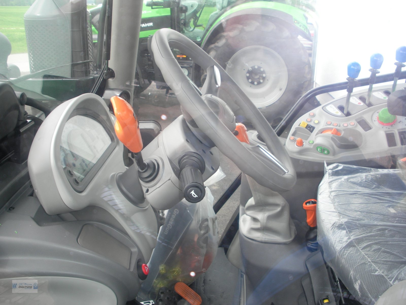 Traktor типа Deutz-Fahr 5095 GS, Neumaschine в Bronnen (Фотография 8)