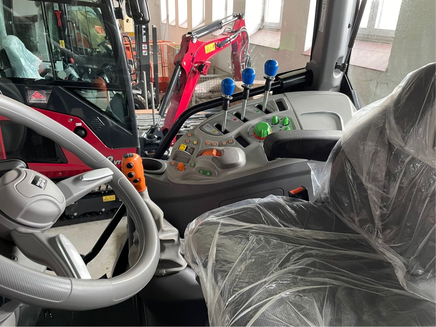 Traktor des Typs Deutz-Fahr 5095 GS, Neumaschine in Freising (Bild 9)