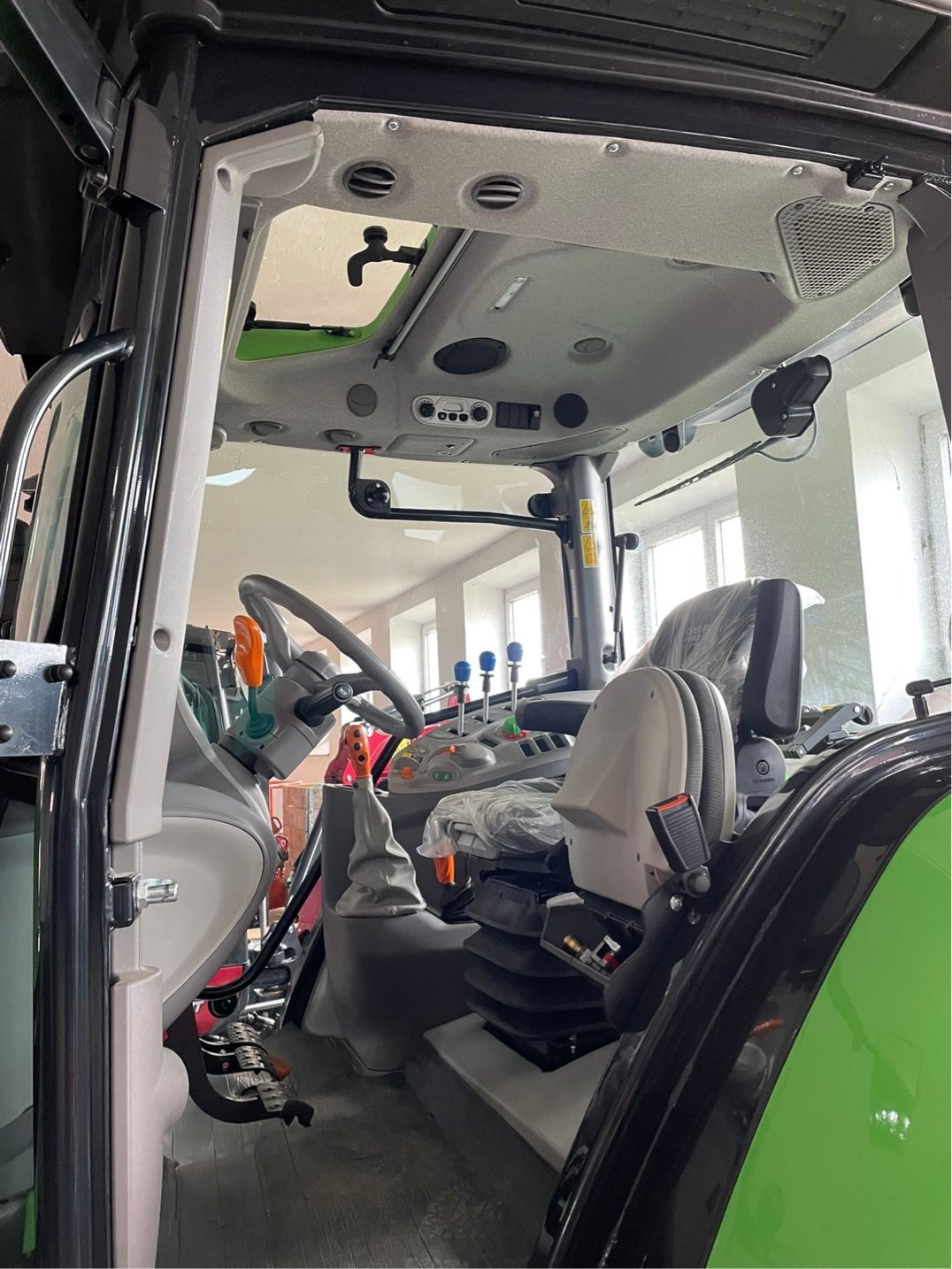 Traktor des Typs Deutz-Fahr 5095 GS, Neumaschine in Freising (Bild 10)