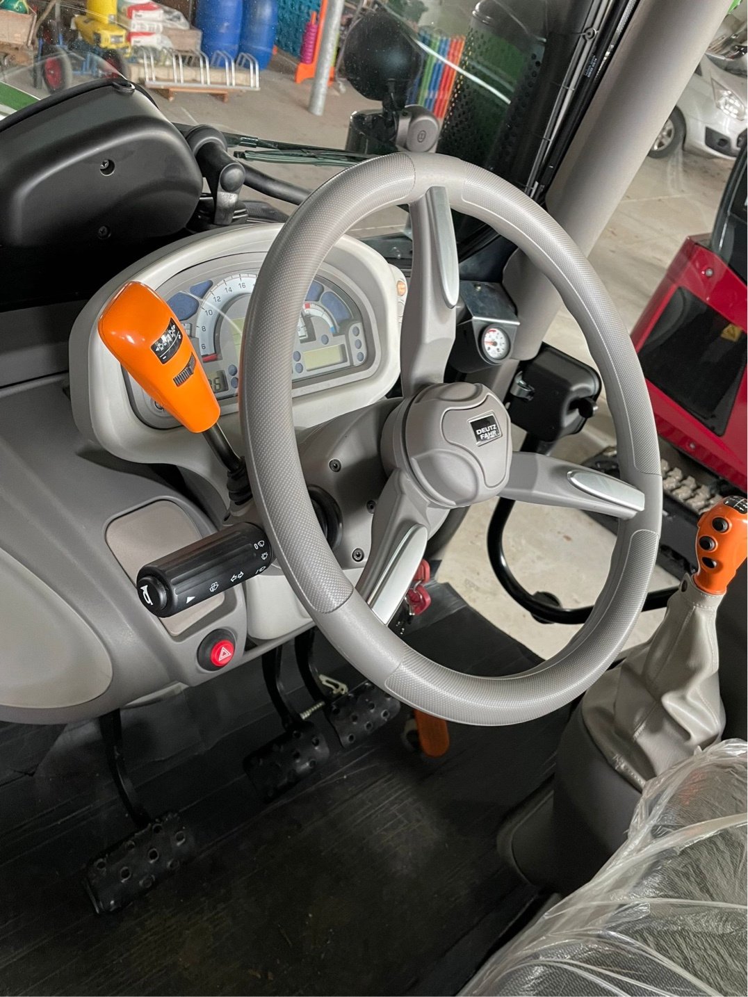 Traktor des Typs Deutz-Fahr 5095 GS, Neumaschine in Freising (Bild 11)